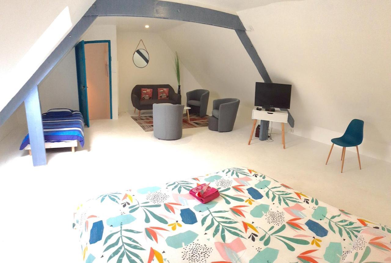 Maison A 30m De La Avec Grand Jardin Ferienhaus *